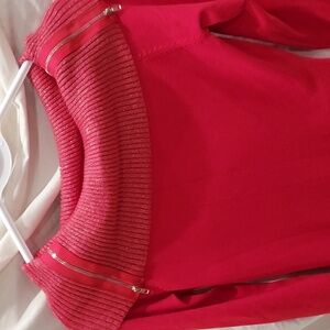 No Boundaries Bright Scarlett Red with Gold Accent Sweater Dress Size Medium